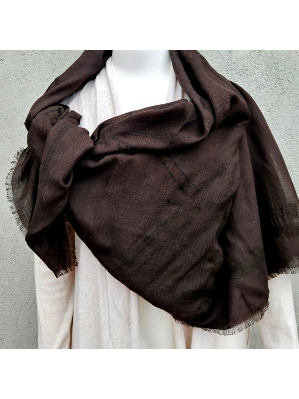 Vintage Valentino Cashmere Silk Shawl Wrap Espresso Brown Fringe 60x58